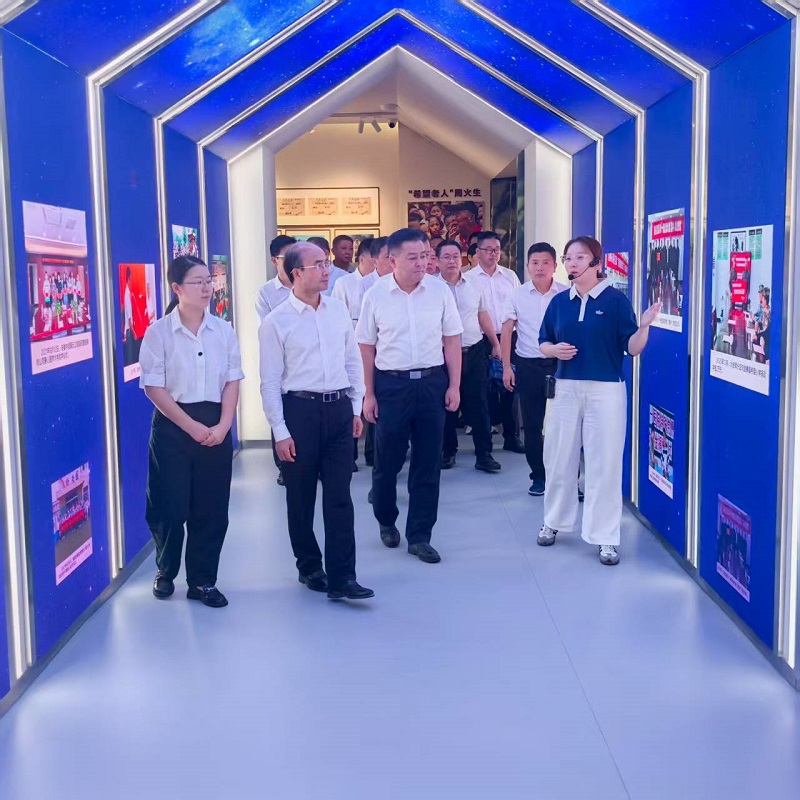 我区部分市人大代表赴金寨开展调研