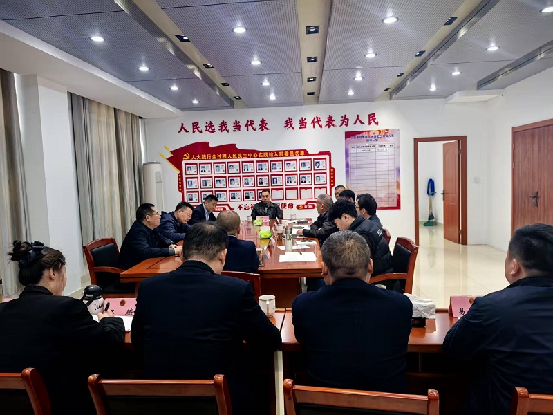 区人大常委会召开组成人员接待代表暨化工和制造业企业家座谈会